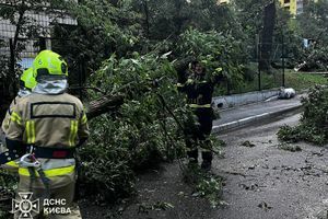 ❗️м. Київ: рятувальники ліквідували наслідки негоди❗️ фото