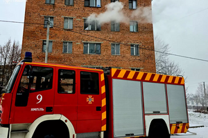 ❗️ В Сумской области спасатели ликвидировали пожар в пятиэтажном доме❗️ фото