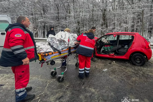 ❗️ В Винницкой области спасатели деблокировали женщину из искореженного в результате ДТП авто ❗️ фото